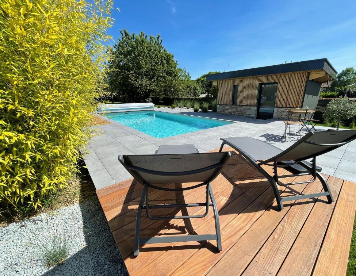 Appart-Hotel N 4 Calme Avec Terrasse, Wi-Fi Haut Debit, Petit-Dejeuner, Room-Service Et Parking Prive Chouzelot Экстерьер фото
